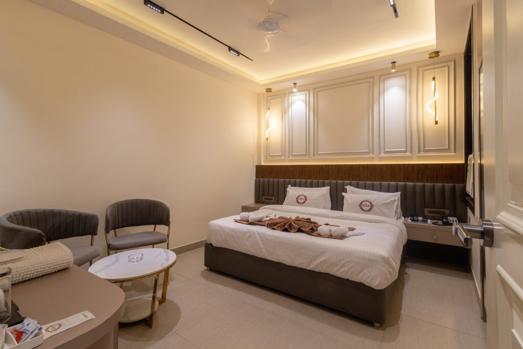 hotel near Ashok Nagar Kanpur