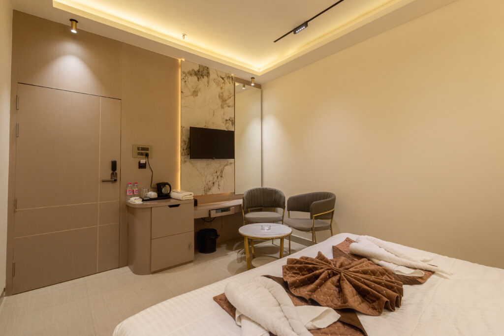 hotel near P Road Kanpur, The Deep Hotel